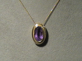 Photo of pendant by Thomas Beard